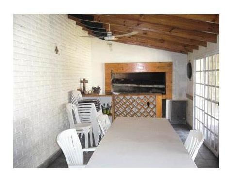 Imagen 3 de 7 de Casa - Robles Del Monarca