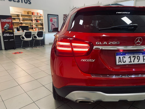 Imagen 5 de 12 de Mercedes Benz Gla 200 Urban