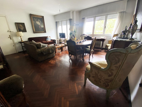 Venta Apartamento 3 Dormitorios Servicio Y Garaje En Cordón