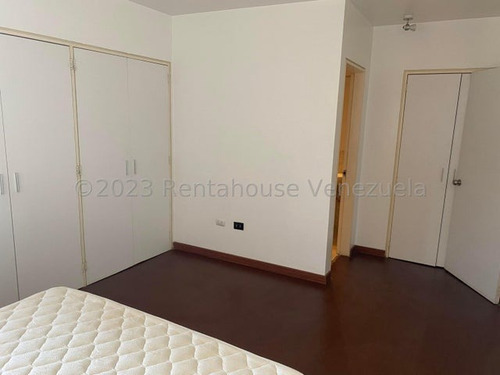 Imagen 16 de 26 de Hermoso Apartamento Con Bella Vista En El Solar Del Hatillo. #23-18908