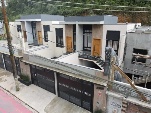 Casa Com Conceito Moderno E Fino Acabamento