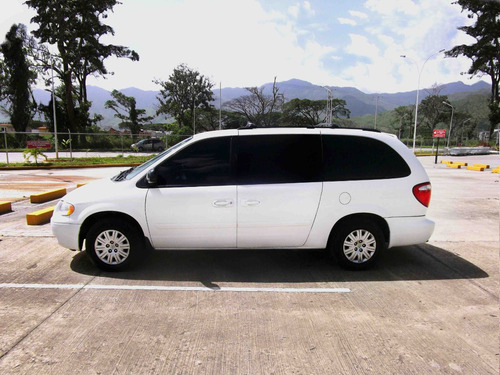 Imagen 5 de 11 de Taxi Ejecutivo Valencia Aeropuerto Maiquetia, Fotis.travel
