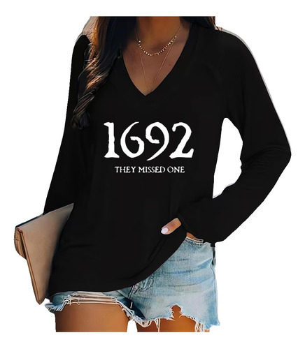 1692 They Missed One Camiseta Vintage Manga Larga Cuello V