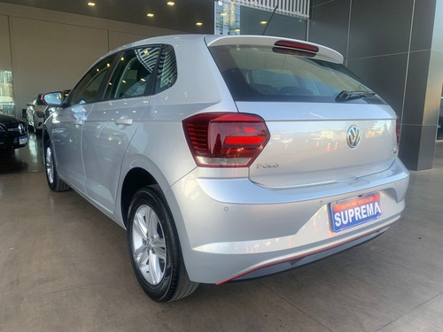 Imagem 4 de 13 de Volkswagen Polo Confortline Aut 200 Tsi