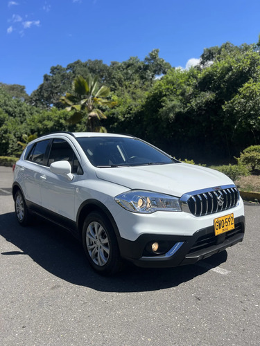 Suzuki S-Cross 1.6 Mt