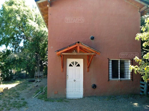 Imagen 17 de 26 de Casa + 2 Departamos En Venta Ubicado En Jardín Botánico, Bariloche, Patagonia