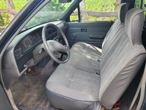 Se Vende Bonito Vehículo Pick Up Toyota Modelo 1989 Marc