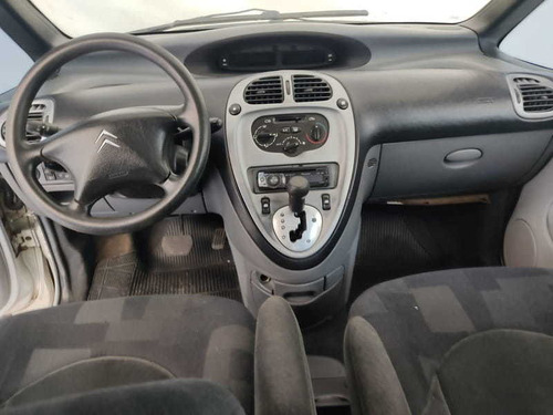 Imagem 7 de 10 de Citroen Xsara Picasso Glx 1.6 16v 4p 2007