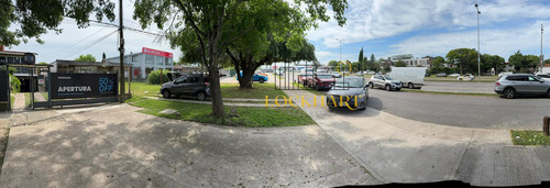 Local Comercial A Pasos Del Portones Shopping