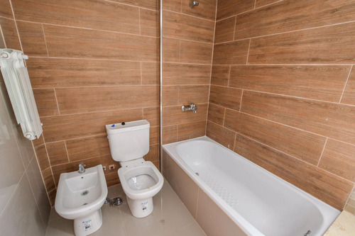 Venta Departamento 4 Ambientes Cochera Zona Centro Rosario