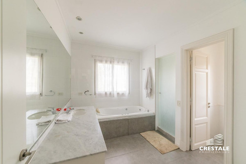 Imagen 28 de 30 de Excelente Casa De 5 Dormitorios En Venta - Rosario Golf Country Club
