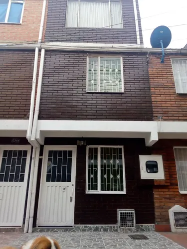 Excelente Casa Con Terraza Techada, Suba - Costa Azul