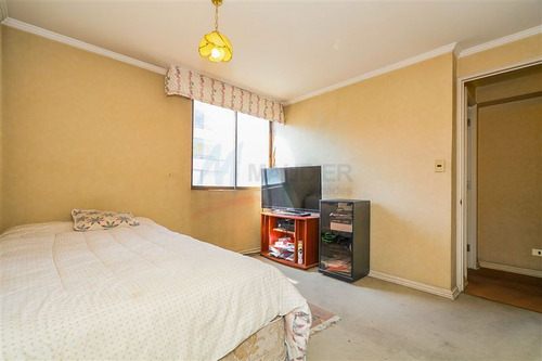 Departamento En Venta De 3 Dorm. En Providencia