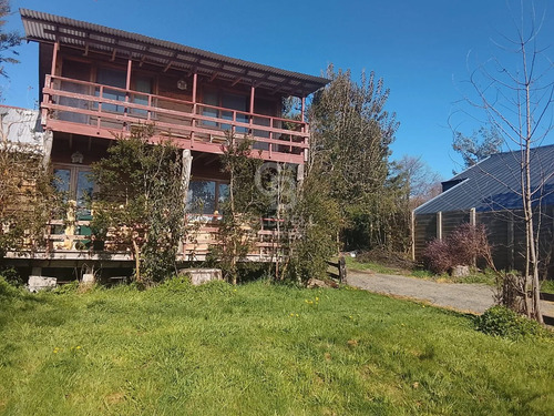Terreno Con 5 Cabañas Con Acceso Directo Al Lago Puyehue