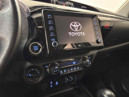Toyota Hilux 2.8 D-4D TURBO DIESEL CD SRX 4X4 AUTOMÁTICO