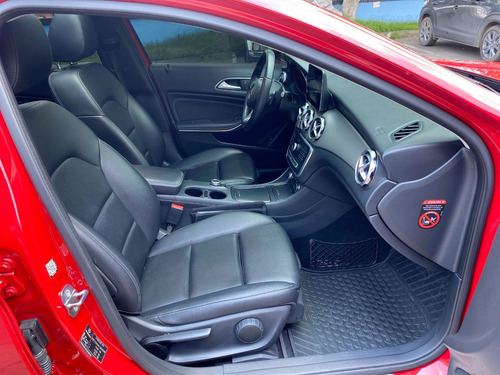 Mercedes-Benz Clase GLA 1.6 Turbo