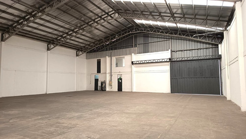 Barrio Industrial Consolidado. Inmediato A Av. Macul