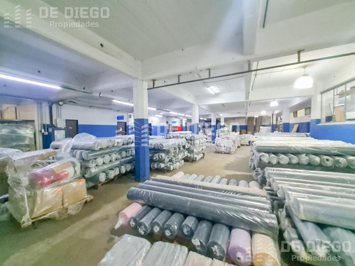 Edificio Industrial Con Gas Industrial De 7500 M2 En 3 Plantas - Bella Vista