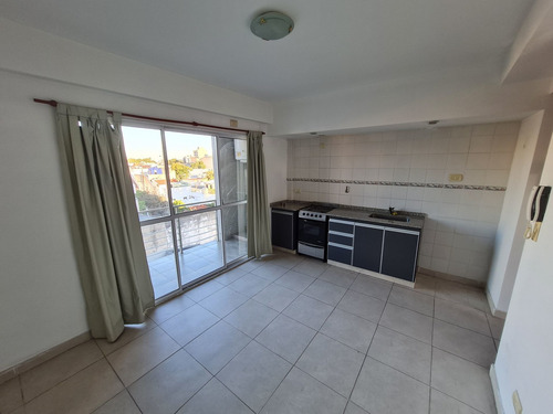 Imagen 5 de 11 de Departamento 2 Amb Excelente Estado Lanus-financia