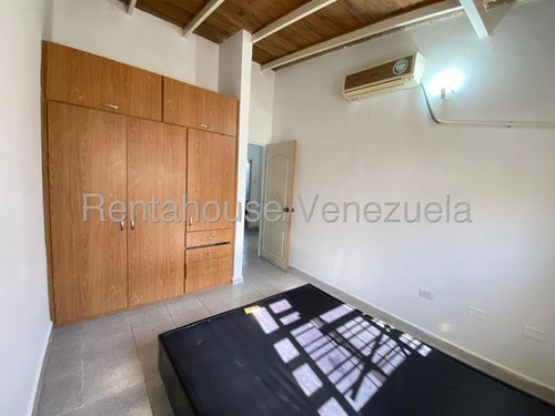Gbf 25-16345 La Morita Karol Home Ii Vendo Hermoso Townhouse Contácteme Ya.