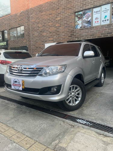 Toyota Fortuner 2.7l 4x2