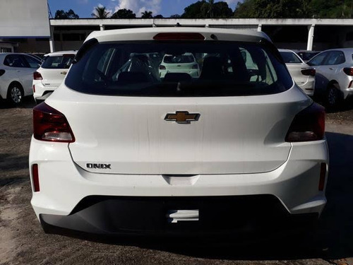 Imagem 4 de 5 de Chevrolet Onix 1.0 (flex)
