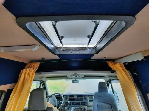 Imagen 8 de 11 de Motorhome Renault Master 2012