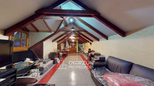 Casa 4 Dormitorios 3 Baños 6 Estac. Con Terreno De 1.334 M²