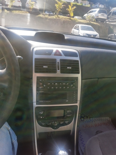 Peugeot 307 2005 2.0 Feline 5p