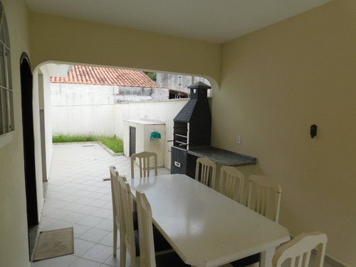 Casa Mobiliada Para Venda Na Praia De Peruíbe