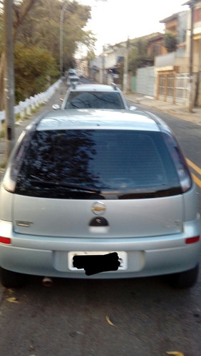 Corsa Premiun Hatch 2010 1.4