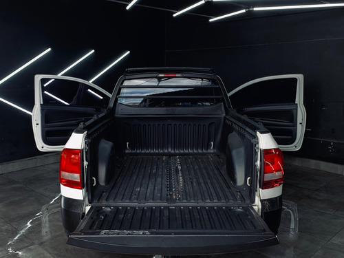 Volkswagen Saveiro 1.6 MSI ROBUST CS 8V FLEX 2P MANUAL