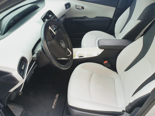 Imagen 6 de 15 de Toyota Prius Premium 2018 Impecable Garantia 90 Dias