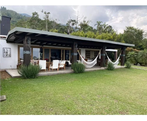 Increíble Casa Campestre Con Hermoso Lote. Código 57