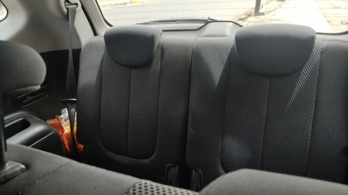 Kia New Carens Ex