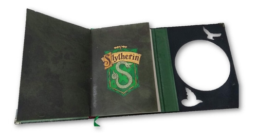 Imagem 3 de 7 de Grimório Harry Potter Slytherin Pop Up