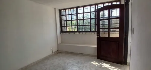 Bonito Apartamento Con Excelente Ubicación Todos Los Servicios A Mano Cod 68792
