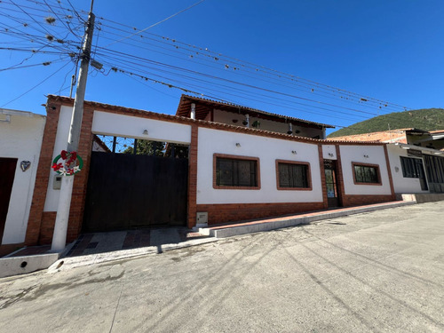 Casa En Venta En Bochalema . Cod 1194