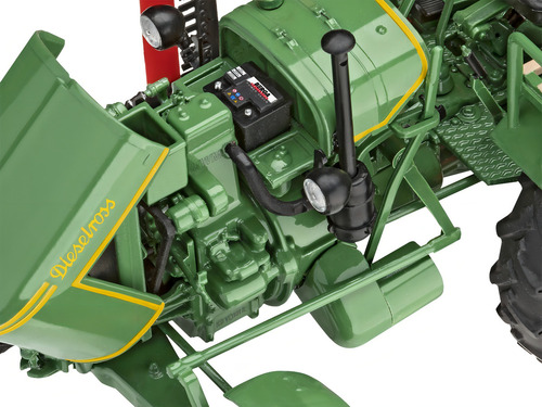 Trator Agrícola Fendt F20 Dieselrob 1/24 Kit Revell 67822