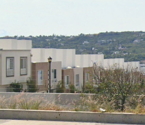Casa En Venta, Recuperación Bancaria, Col. Lomas De Satelite, Santiago De Queretaro , Queretaro. Laab2