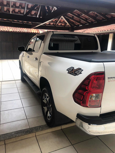 Toyota Hilux 2.8 Srx 50th Anniversary Cab. Dupla 4x4 Tdi