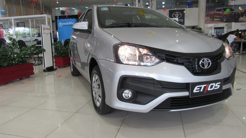 Toyota Etios X 1.3 (aut) (flex)