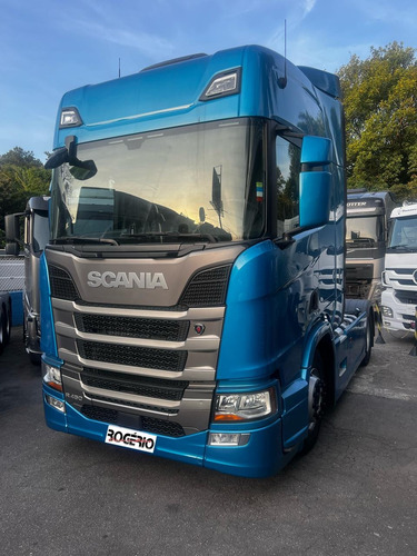 Scania R 450 - 4x2 - Ano 2022/2023 - Rogério Caminhões