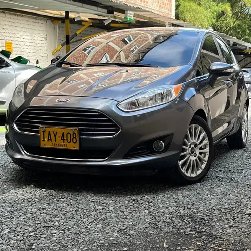 Ford Fiesta TITANIUM TP 1.6CC 2015