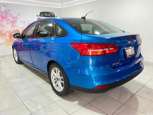 Imagen 12 de 14 de Ford Focus 2015 2.0 Se At