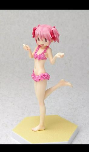 Madoka Magica Kaname Queen Beach Wave 1er Edicion (Usado)