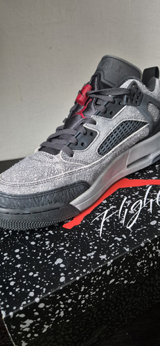 Jordan 3 Spizike Low #7mx (Usado)