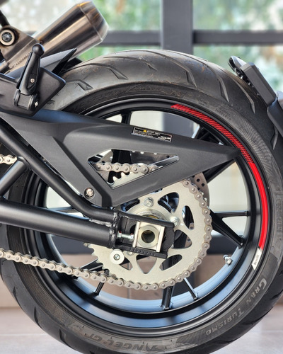Imagen 21 de 25 de Benelli 752 S - Mejor Contado - Ahora 12/18 No Mt-07 Z400 F