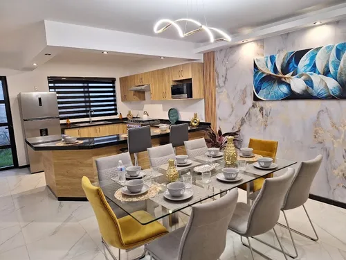 Casa En Venta En Cañadas Del Arroyo, De Un Piso