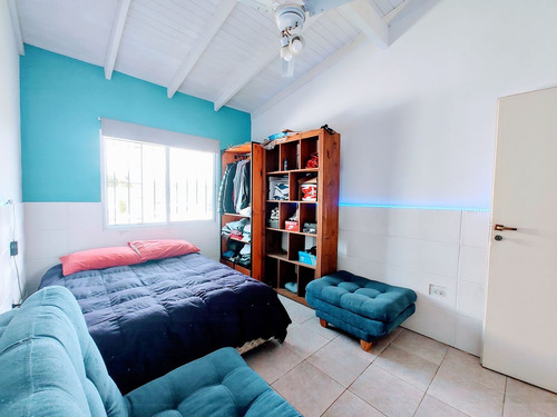 Casa 4 Ambientes En Venta En Bosques Con Pileta